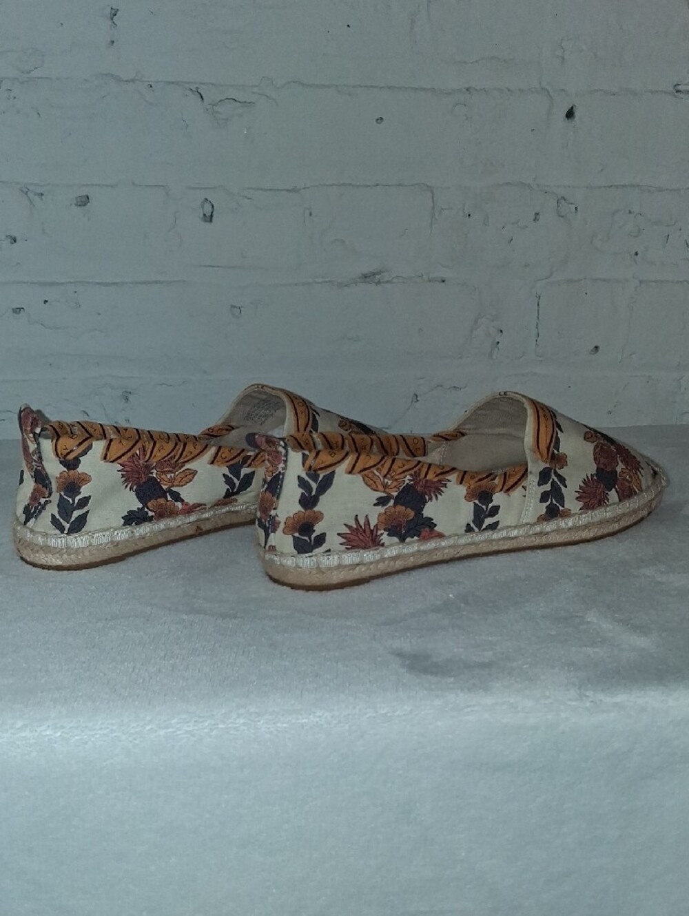 Tory Burch Floral Canvas Espadrilles in Cream, Rust and Brown - Picture 3 of 7